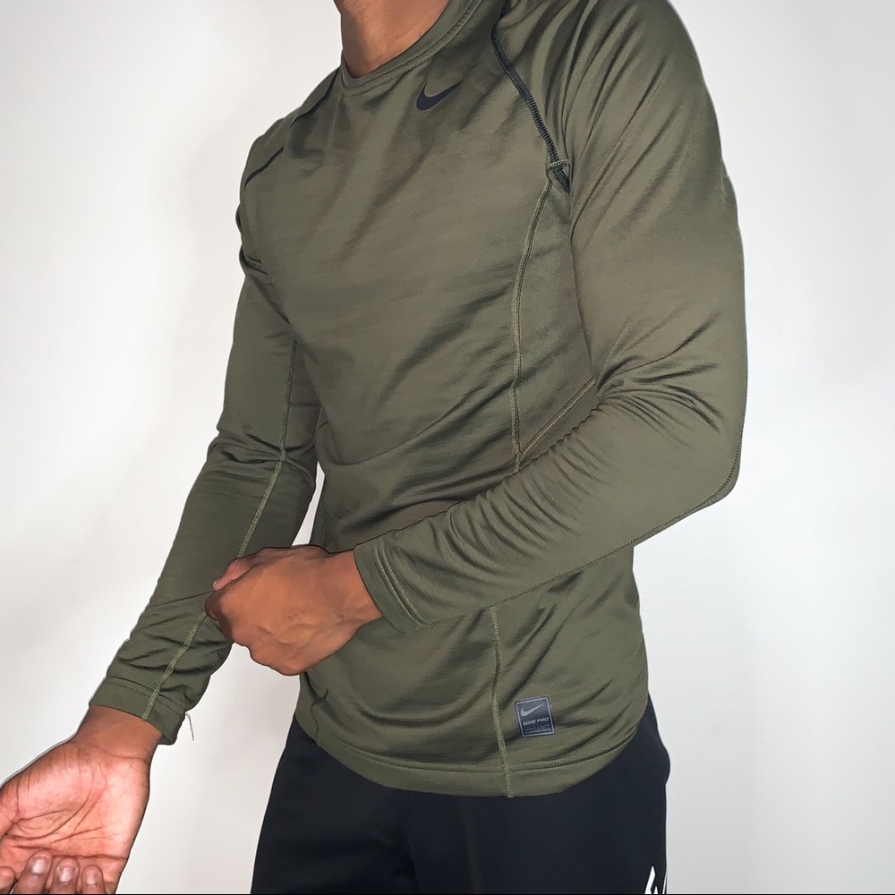 Nike Pro Athletic Long Sleeve T-shirt